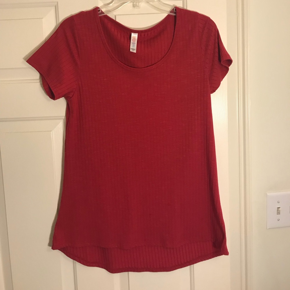 LuLaRoe XS Classic T